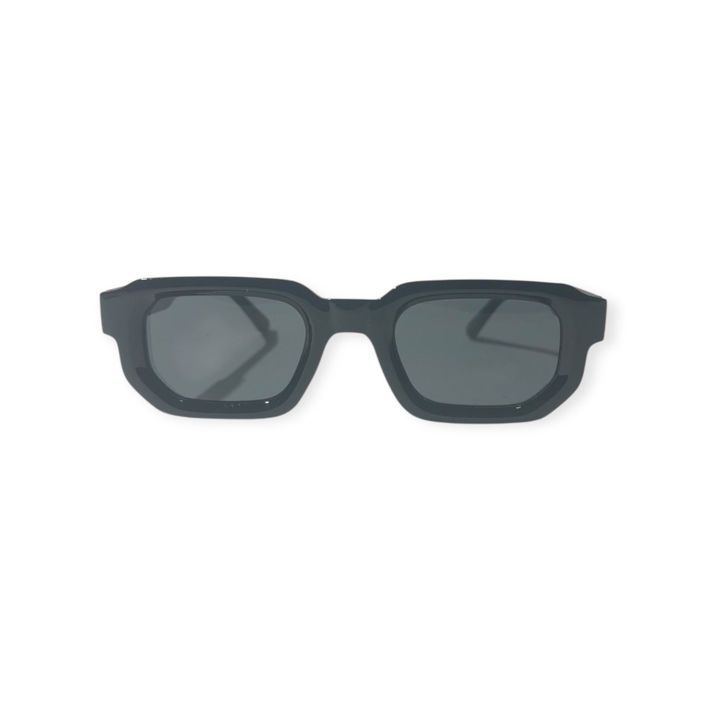Boxy black sunglasses - UV400 protection